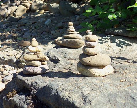 Pretty River Rock Stacks O In 2021 Stacked Stone Stone Zen