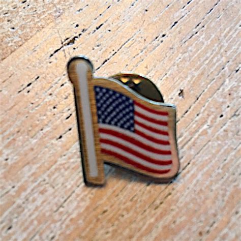 American Flag Pin American Flag Pin Flag Pins Buttons Plugs