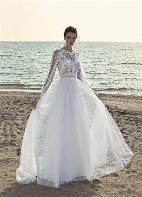 Robe De Mariée Cosmobella Sur Orange Avignon Et Carpentras