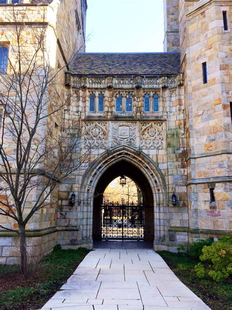 Branford Courtyard Of Yale University Celebrated Poet Robert Frost