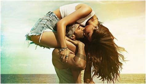 Disha Patani And Aditya Roy Kapur Seal It With A Beachside Kiss In