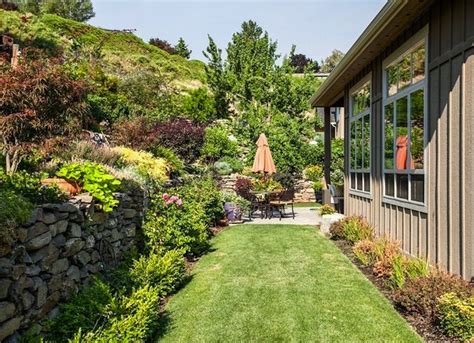 Small Backyard Ideas: 20 Spaces We Love - Bob Vila
