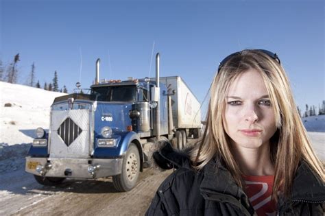 ice truckers ice road truckers s4 macau cable tv lisa kelly female trucks trucks and girls