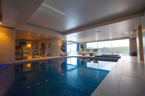 Luxury Swimming Pool Pool With Spa Kdt Pools