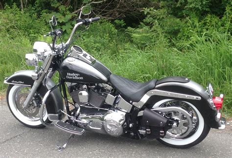 Slammed 2005 Harley Davidson Custom Heritage Softail Motos