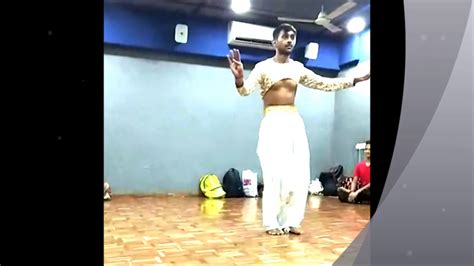 Belly Dance Performance On O Re Piya Male Belly Dancing Shivang Jindal Youtube