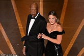 Oscars 2023: Morgan Freeman wears a satin glove on his paralyzed hand ...