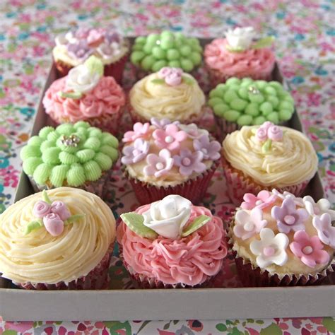 Mothers Day Cupcakes Recipe How To Make Mothers Day Cupcakes Baking Mad