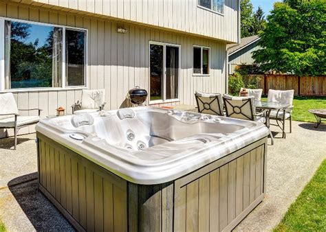 8 Common Hot Tub Accidents And How To Avoid Them