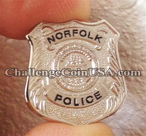 Challengecoinusa Lapel Pin Norfolk Police Department Badge