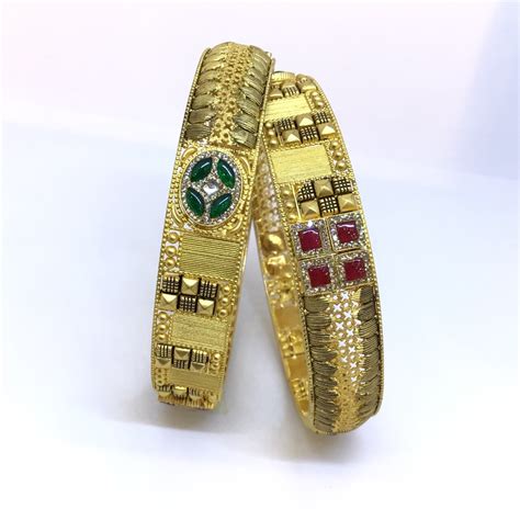 Buy Quality 22k Gold Antique Kada In Ahmedabad