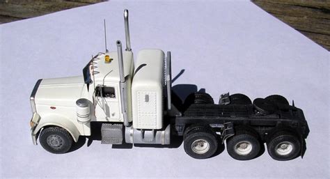 Wallmart skin for kenworth k100. Building prototype models using cheap toys... | Page 2 ...