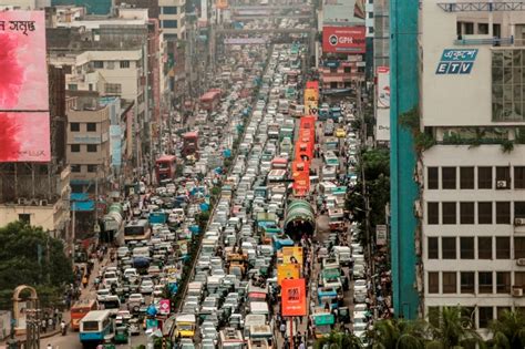 Barai ke x heh esok? Dhaka struggling to restore traffic discipline | Dhaka Tribune