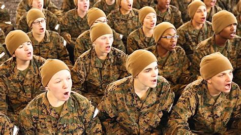 Us Marines Female Recruits Martial Arts Boot Camp Youtube