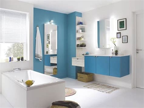 Les conseils pour décorer une salle de bains zen. Peinture salle de bain : 40 idées de couleurs pour une ...