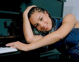 Alicia Keys Photo Gallery Page Theplace