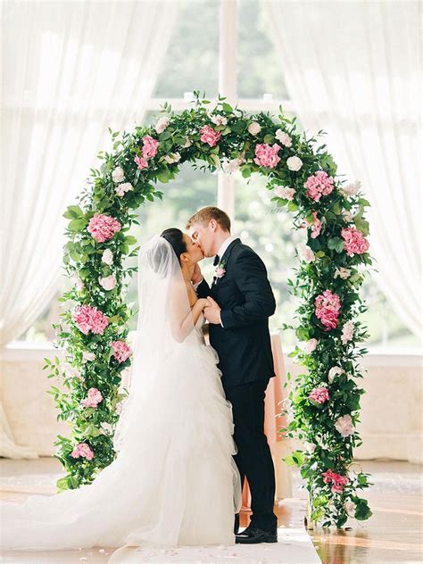 How To Make A Flower Arrangement For Wedding Arch