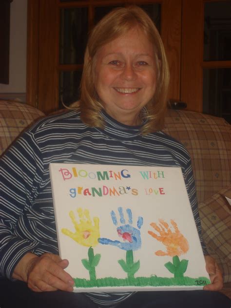 What is the best gift for a grandma. Gracie Girl & Company: Happy Birthday Grandma!