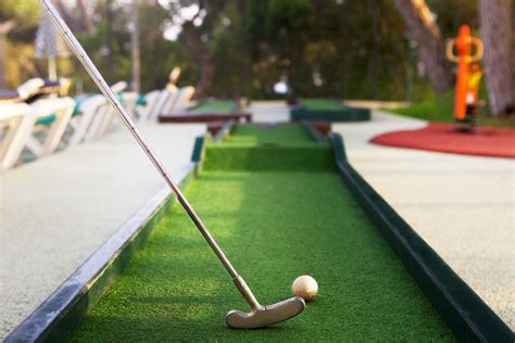 Jeffrey Allen Dukes Why Play Mini Golf Three Fun Benefits To Know
