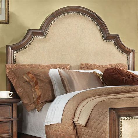 King Upholstered Bed With Wood Trim I Lovep Aul2hill