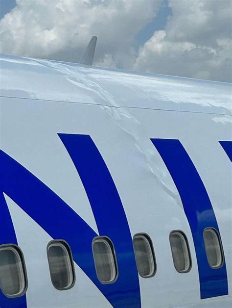 United Airlines Suffers Likely Hull Loss After Rough Landing