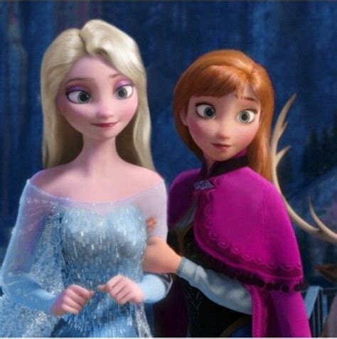 Anna And Elsa With Their Hair Down So Cute Disney Frozen Disney