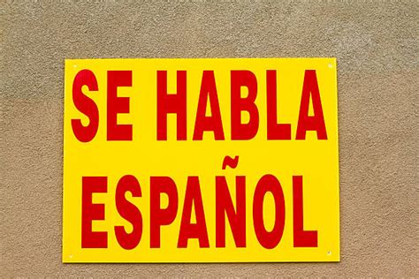 Se Habla Espanol Sign Stock Photos Pictures And Royalty Free Images Istock