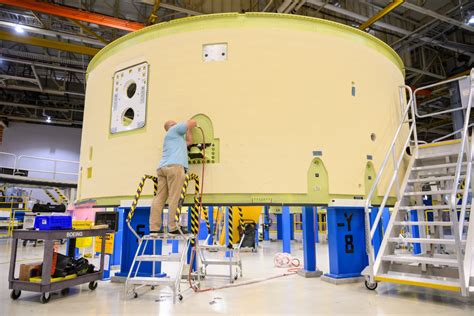 Boeing Assembling Structures For Nasas Second Sls Core Stage