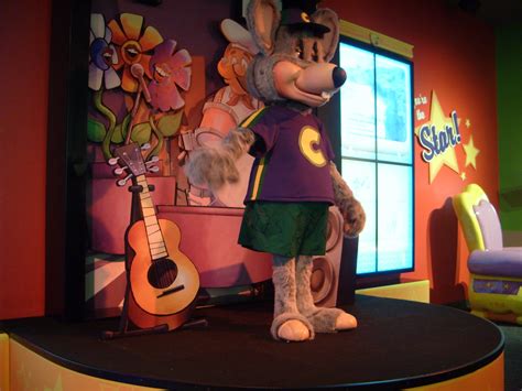 Chuck E Cheese In Monfort Heres The New Stage In The Ce Flickr