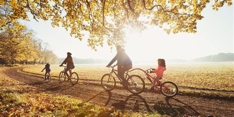 54 Best Fall Activities For Families Near Me Things To Do In The Fall