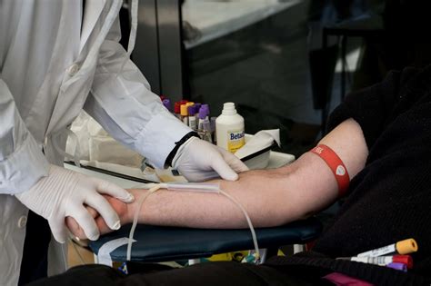 Fda Lifts Restrictions On Who Can Donate Blood During Coronavirus