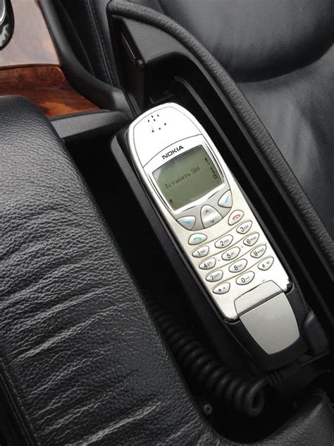Nokia 6210 — Mercedes Benz S Class W220 32 л 2004 года