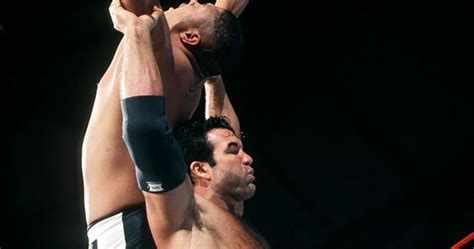 20 Most Powerful Finishing Moves In Wrestling Ranked