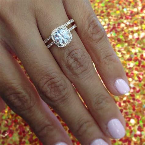 5 Wedding Sets To Make Your Engagement Ring Look Bigger Robbins