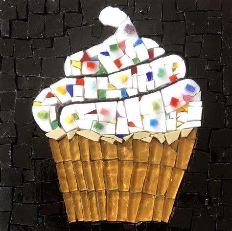Cupcake By Patty Franklin Mosaics Mosaic Cupcake Art Mosaic Backsplash