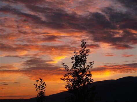 Sunrise Over The Sandia Mountain Explore I Bit More Cloud Flickr