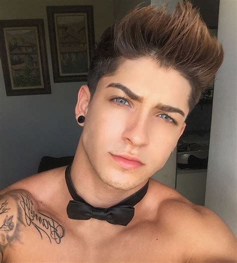 Henrique Lima Henriquelima • Fotos Y Videos De Instagram Suit And Tie Pretty Eyes Hair And