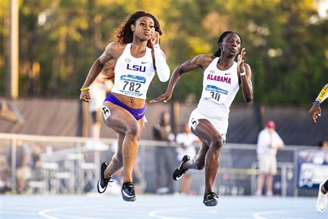 Then she went from the record book to holding the bowerman. Sha'Carri Richardson record breaking LSU Track Star follow her Instagram @carririchardson_ # ...
