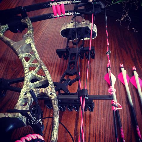 My Hoyt Charger Vicxen Edition Loooove Archery Bows Bow Hunting