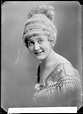 Elna Gistedt, rollporträtt - SMV - GG015 - Category:1914 portrait ...