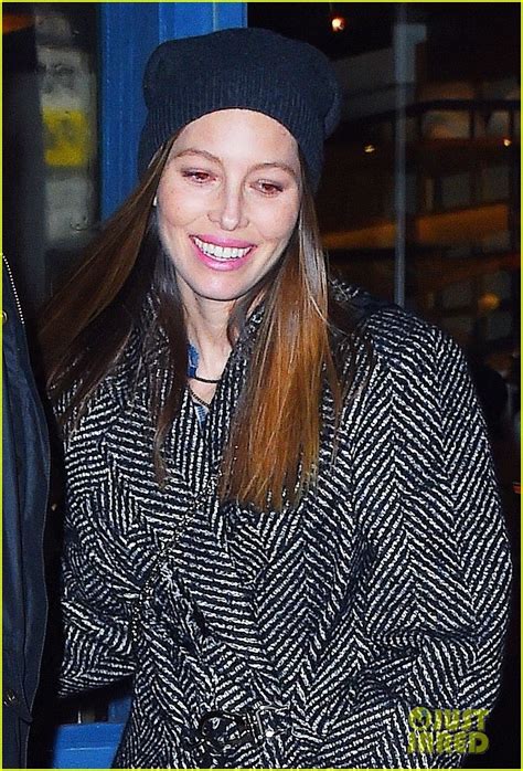 Full Sized Photo Of Jessica Biel Out Nyc Therapy Justin Report Photo Just Jared