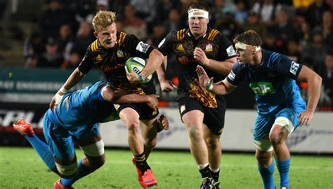 We do not provide streaming content ourselves. Video live updates: Chiefs vs Blues - Super Rugby | Newshub