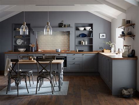 Our shaker kitchens combine traditional kitchen design with modern practicality. 24 Elegant Dark Grey Kitchen Cabinets Paint Colors Ideas | Grey kitchen designs, Kitchen cabinet ...