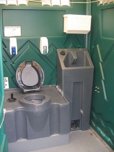 Portable Restroom With Flushing Toilet This Portable Rest Flickr
