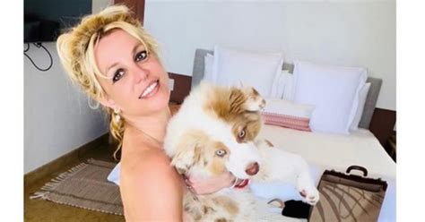 Britney Spears Senza Freni Pubblica 12 Foto Completamente Nuda I Fan