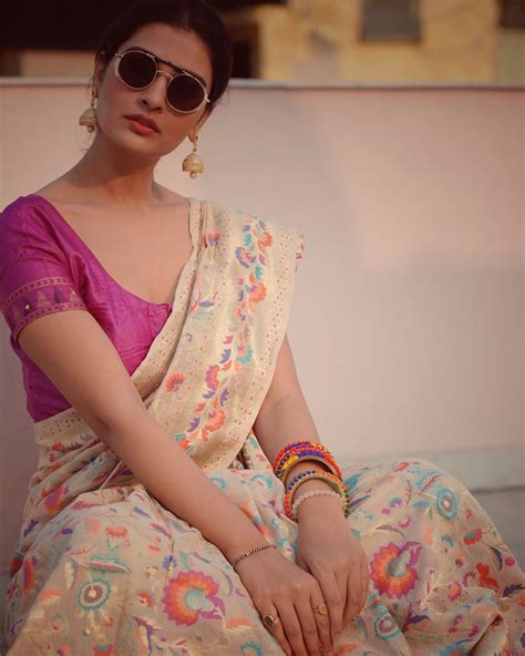 Payal Rajput Exposing Hot In Saree Photos Hd Images Pictures Stills First Look Posters Of
