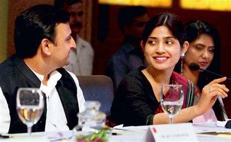 Find latest akhilesh yadav news in hindi,akhilesh yadav videos, akhilesh yadav photos from india and around the world by jagran.com. Akhilesh Yadav, Wife Dimple Trapped In Lift For 30 Minutes