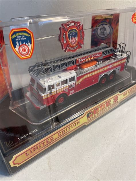 Code 3 Limited Edition Rear Mount Ladder Seagrave Fdny Fire New York