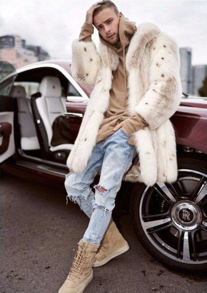 Pin By Pleshkovaanny On Егор Крид In 2022 Mens Fur Coat Fur Coat