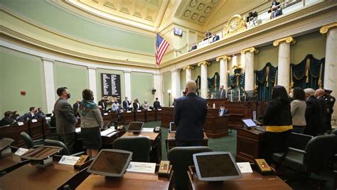 Senate Passes Let Ri Vote Act Over Gop Opposition The Boston Globe